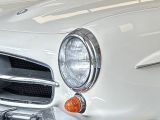 Mercedes-Benz 190 bei Sportwagen.expert - Abbildung (7 / 15)