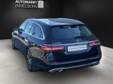 Mercedes-Benz E-Klasse bei Sportwagen.expert - Abbildung (6 / 15)