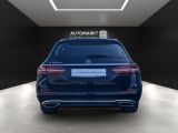 Mercedes-Benz E-Klasse bei Sportwagen.expert - Abbildung (10 / 15)