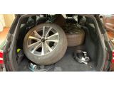 Mercedes-Benz E-Klasse bei Sportwagen.expert - Abbildung (14 / 15)
