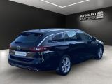 Opel Insignia bei Sportwagen.expert - Abbildung (8 / 15)