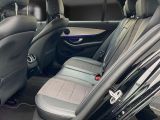 Mercedes-Benz E-Klasse bei Sportwagen.expert - Abbildung (14 / 15)