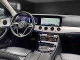 Mercedes-Benz E-Klasse bei Sportwagen.expert - Abbildung (12 / 15)