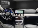 Mercedes-Benz E-Klasse bei Sportwagen.expert - Abbildung (13 / 15)
