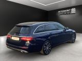 Mercedes-Benz E-Klasse bei Sportwagen.expert - Abbildung (4 / 15)