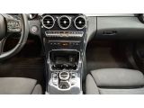 Mercedes-Benz C-Klasse bei Sportwagen.expert - Abbildung (9 / 15)
