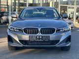 BMW 330 330e xDrive Aut bei Sportwagen.expert - Abbildung (3 / 12)