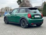 Mini Cooper bei Sportwagen.expert - Abbildung (5 / 10)