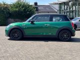 Mini Cooper bei Sportwagen.expert - Abbildung (3 / 10)