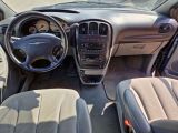Chrysler Voyager bei Sportwagen.expert - Abbildung (11 / 15)