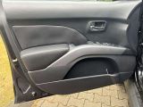 Mitsubishi Outlander bei Sportwagen.expert - Abbildung (10 / 15)