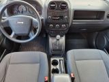 Jeep Compass bei Sportwagen.expert - Abbildung (12 / 15)