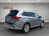 Mitsubishi Outlander bei Sportwagen.expert - Abbildung (5 / 15)