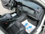 Mercedes-Benz GLA-Klasse bei Sportwagen.expert - Abbildung (10 / 15)