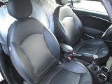 Mini Cooper S Cabrio bei Sportwagen.expert - Abbildung (11 / 15)