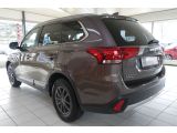 Mitsubishi Outlander bei Sportwagen.expert - Abbildung (2 / 15)