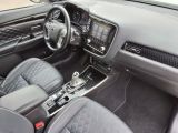 Mitsubishi Outlander bei Sportwagen.expert - Abbildung (8 / 15)