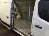 Opel Movano bei Sportwagen.expert - Abbildung (5 / 7)