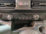 Opel Combo bei Sportwagen.expert - Abbildung (12 / 15)