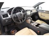 VW Touareg bei Sportwagen.expert - Abbildung (13 / 15)