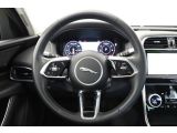 Jaguar XE bei Sportwagen.expert - Abbildung (13 / 15)