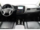 Mitsubishi Outlander bei Sportwagen.expert - Abbildung (13 / 15)