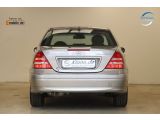 Mercedes-Benz C 200K Elegance bei Sportwagen.expert - Abbildung (7 / 15)
