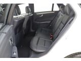Mercedes-Benz E-Klasse bei Sportwagen.expert - Abbildung (11 / 15) Mercedes-Benz E-Klasse bei Sportwagen.expert - Abbildung (11 / 15)