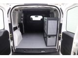 Fiat Doblo bei Sportwagen.expert - Abbildung (13 / 15)