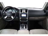 Chrysler 300C bei Sportwagen.expert - Abbildung (12 / 15)