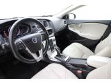 Volvo V40 bei Sportwagen.expert - Abbildung (10 / 15)