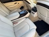 Audi A8 bei Sportwagen.expert - Abbildung (10 / 15)