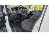 Nissan NV300 bei Sportwagen.expert - Abbildung (14 / 15)