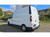 Nissan NV300 bei Sportwagen.expert - Abbildung (5 / 15)