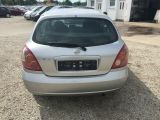 Nissan Almera bei Sportwagen.expert - Abbildung (5 / 15)