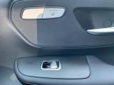 Mercedes-Benz V-Klasse bei Sportwagen.expert - Abbildung (14 / 15)