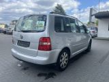 VW Touran bei Sportwagen.expert - Abbildung (7 / 15)