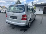 VW Touran bei Sportwagen.expert - Abbildung (6 / 15)