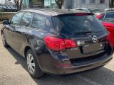 Opel Astra bei Sportwagen.expert - Abbildung (5 / 11)