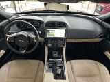 Jaguar XE bei Sportwagen.expert - Abbildung (15 / 15)