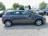 Opel Astra bei Sportwagen.expert - Abbildung (7 / 15)