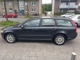 Volvo V50 bei Sportwagen.expert - Abbildung (5 / 13)