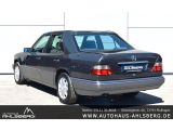 Mercedes-Benz E-Klasse bei Sportwagen.expert - Abbildung (7 / 15) Mercedes-Benz E-Klasse bei Sportwagen.expert - Abbildung (7 / 15)