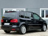 VW Touran bei Sportwagen.expert - Abbildung (3 / 15) VW Touran bei Sportwagen.expert - Abbildung (3 / 15)