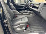 Porsche Cayenne bei Sportwagen.expert - Abbildung (9 / 15)