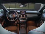 Mercedes-Benz GLA-Klasse bei Sportwagen.expert - Abbildung (8 / 15)