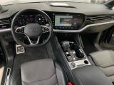 VW Touareg bei Sportwagen.expert - Abbildung (8 / 15)