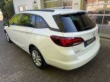 Opel Astra bei Sportwagen.expert - Abbildung (4 / 15)
