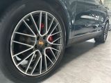 Porsche Cayenne bei Sportwagen.expert - Abbildung (14 / 15)