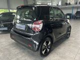 Smart smart fortwo bei Sportwagen.expert - Abbildung (4 / 15)